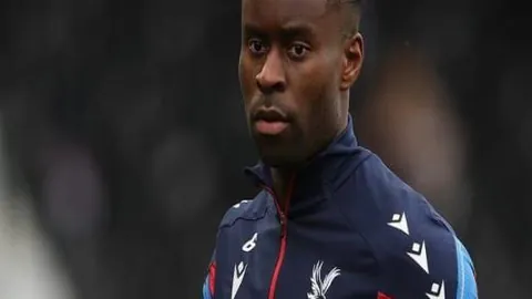 埃因霍温迎战尤文客场：弗拉霍维奇缺阵，库普梅纳斯与孔塞桑亮相